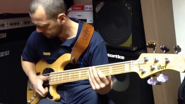 Cort Bass Daniele Ceccarelli смотреть онлайн