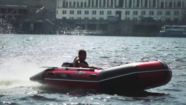 Надувная лодка Aqua-Star K-400 смотреть онлайн