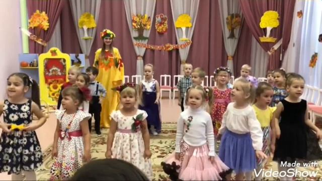 2019-10-24 Праздник осени в садике Киры. смотреть онлайн
