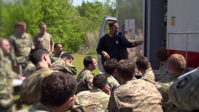 SPECIAL OPERATIONS COMBAT MEDIC COURSE (SOCM) смотреть онлайн