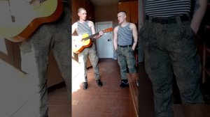Армейская песня часы пробили под гитару