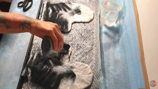 Варежки за 3 часа из собачьей и овечьей шерсти. смотреть онлайн