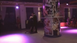 Танго с Мигелем Анхелем Зотто, выступление на милонге.