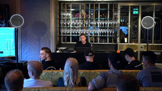Masterclass: Tom Hades Answers Techno's Biggest Questions at 50:HERTZ - ADE 2019 смотреть онлайн
