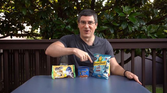 Planters Natural Light Peanuts vs Popcorn M&Ms vs Smartfood Crunch Berries Popcorn (CTC Review #355 смотреть онлайн