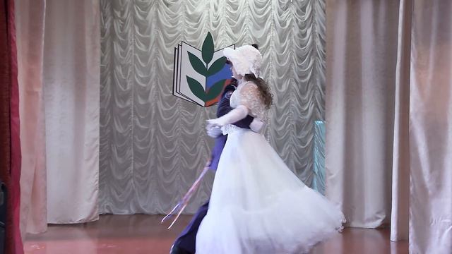 Артем и Каролина Шаповаловы - "Кадетский вальс". Фестиваль "Педагогическая весна" - 2024 смотреть онлайн