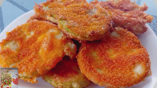 Закуска из кабачков с сыром 🧀 / Кабачки в панировочных сухарях смотреть онлайн
