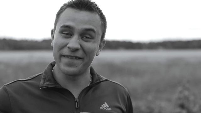 Сюрстрёмминг (Пробуем сюрстрёмминг) Мой друг приехал попробовать тухлую рыбу! - Surströmming