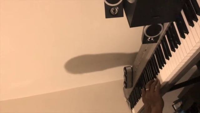 KORG SP200   MARKEE