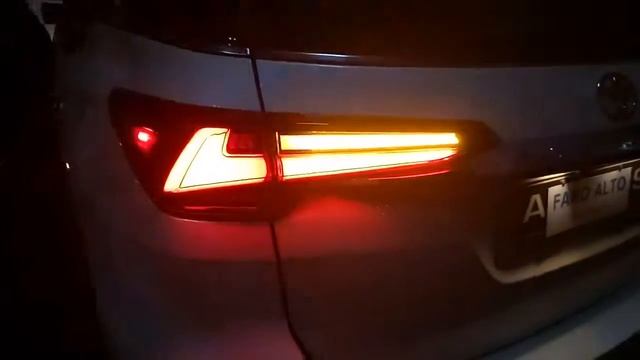 Toyota Fortuner 2016-2019 VLAND Lexus Tail Light