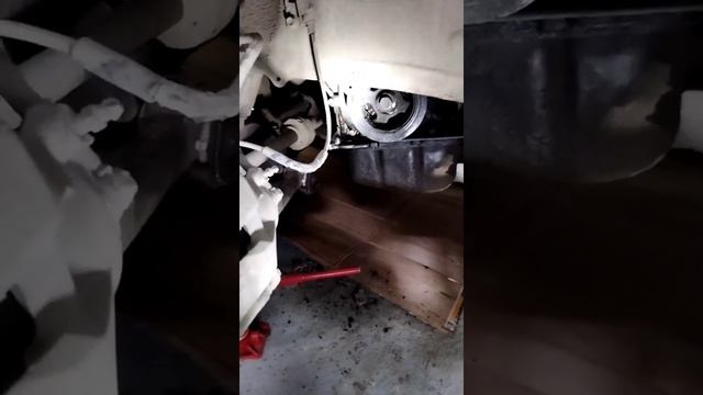 замена сальника Коленвал 1-zz fe. Toyota wish 2005 смотреть онлайн