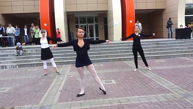 День города Железнодорожный 2013г. Танцы НОН СТОП. Боди балет. 2 смотреть онлайн