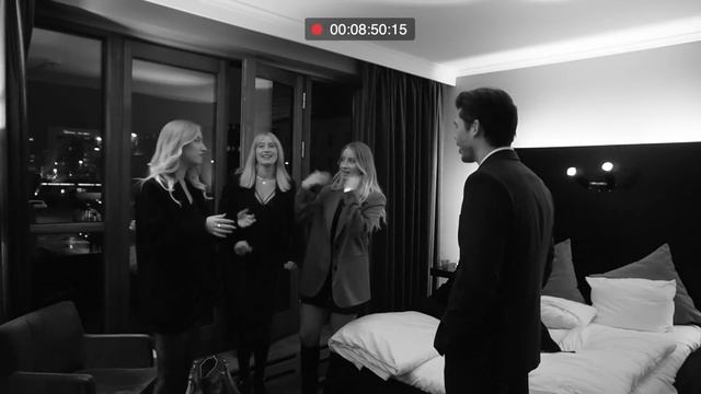 Overrasker familie med GRAVIDITET! смотреть онлайн