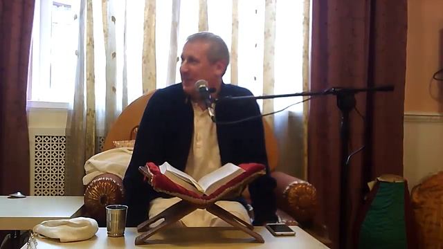 Дханвантари прабху- Б.Г. 9.28 смотреть онлайн