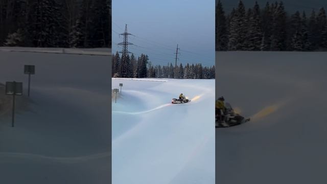 Снегоход BRP LYNX ARMY зашёл на грани #запрудклуб #snowmobile #снегоходыпермь смотреть онлайн