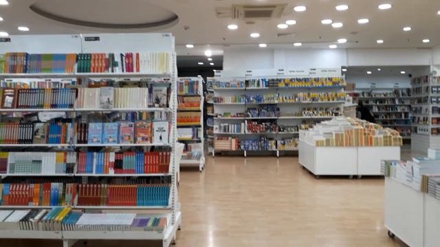 Книжки, книжки, книжный магазин, мои маленькие видео для Вас! смотреть онлайн