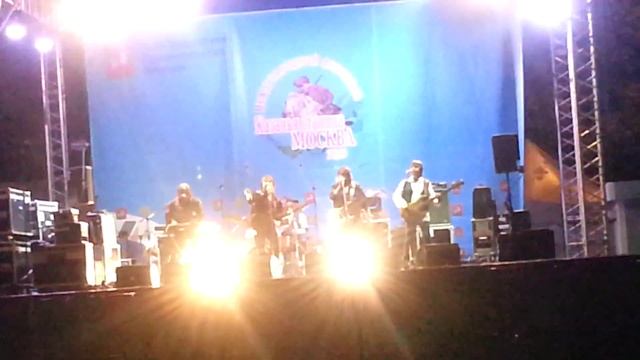 Ансамбль ГУЛЯЙ ПОЛЕ -"В ночь на праздник Рождества!" смотреть онлайн