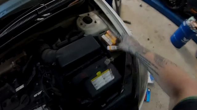 Through My Eyes - 2010 Kia Rio spark plugs смотреть онлайн