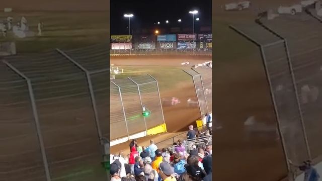Big Block modified racing at the Dirt Track Charlotte смотреть онлайн