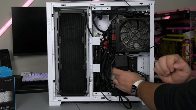 How To Install Lian Li SL120/140 V2 Fans - 3 Pack & Single Pack смотреть онлайн