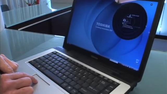 Toshiba Technology Vodcast: Satellite Pro смотреть онлайн