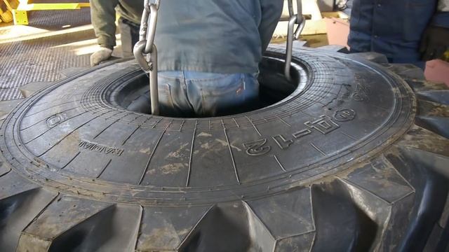 Бортируем новые колеса на трактор Кировец К 700А BELSHINA смотреть онлайн