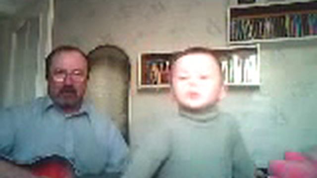 Не может без охранников король смотреть онлайн