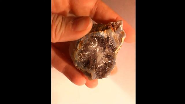 голубой черный агат кварц внутри смотреть онлайн