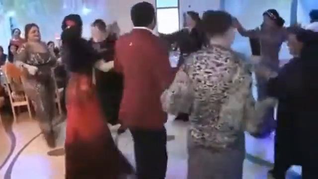 Ты цыган,а я цыганка,оба мы цыгане ты воруешь лошадей,а я ворую сани смотреть онлайн