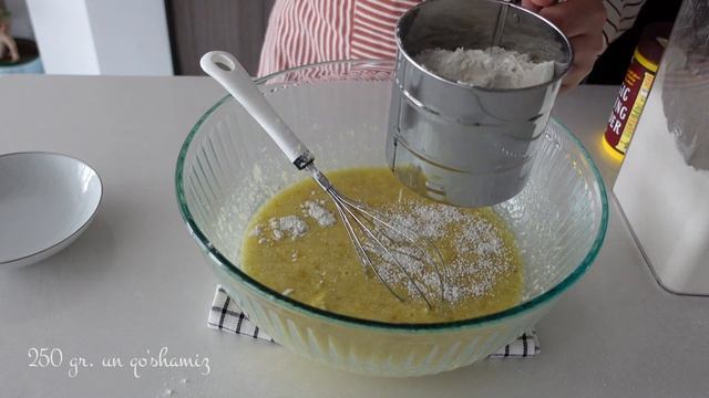 The BEST banana muffins recipe ever | Bananli keks | Банановые кексики смотреть онлайн