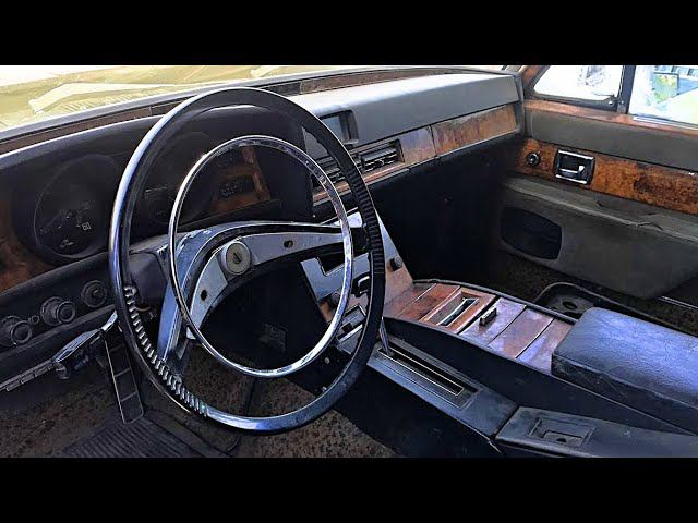 В Челябинске был замечен необычный ЗИЛ "Он такой один". Хотя раньше это был ЛИМУЗИН! смотреть онлайн