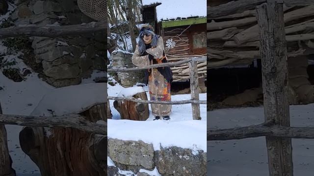 в гостях у бабы Яги в Крыму Ялта смотреть онлайн