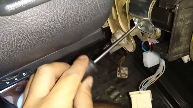 Замена замка зажигания ВАЗ 2110 и переключатель дворников. смотреть онлайн
