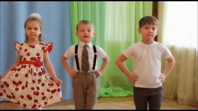 Поздравительная открытка на День Матери группа !Светлячок" смотреть онлайн