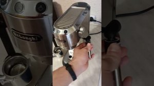 Обзор рожковой кофеварки Delonghi EC685.M