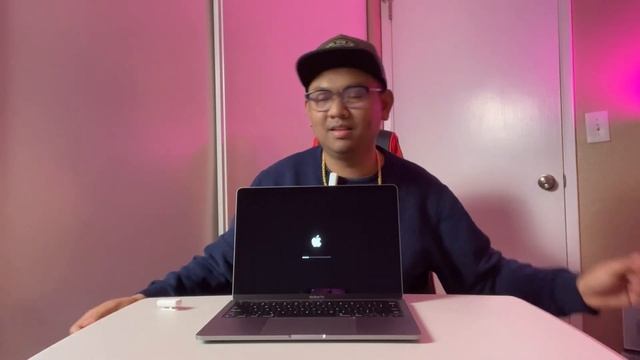 Unboxing latest Mac book pro 13 inch, 2022 смотреть онлайн