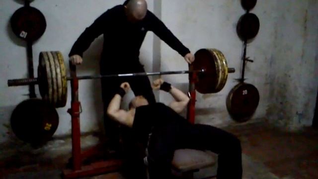 жим лежа 150 на 1 при весе 60 смотреть онлайн