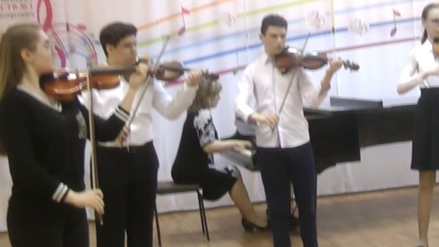 Ансамбль "Виолинки" - "Мультики" (муз.Е.Баева) смотреть онлайн