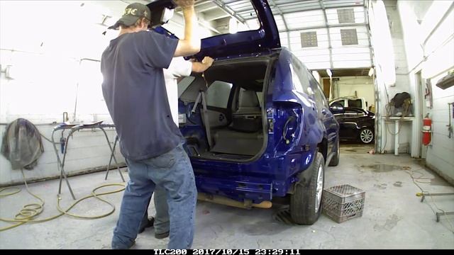 2006 Chevrolet Equinox front and rear collision repair time lapse смотреть онлайн