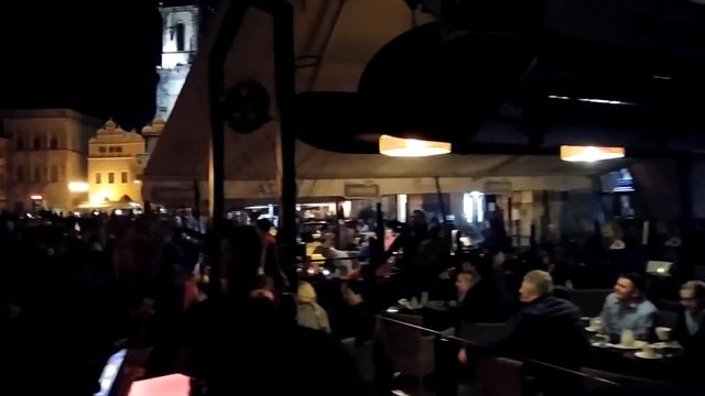 СТАРИННЫЕ ЧАСЫ НА СТАРОМЕСТСКОЙ ПЛОЩАДИ В ПРАГЕ / Самые древние часы куранты в мире / #прага #часы смотреть онлайн