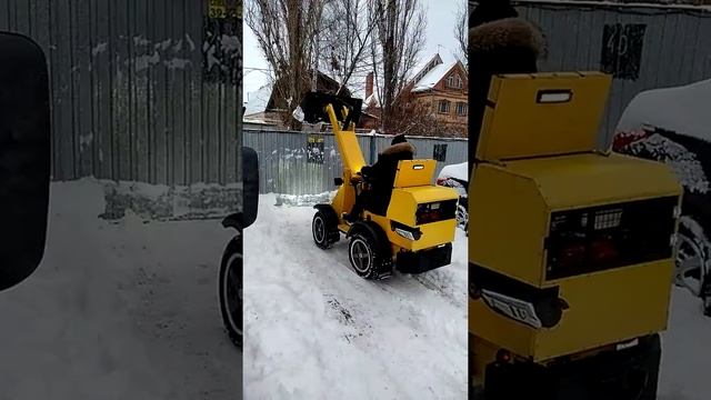 Мини погрузчик 4х4 15 л.с. смотреть онлайн
