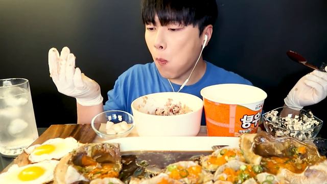 SUB)알이 꽊찬 간장게장 먹방 🧡 Ganjang Geajang Mukbang asmr 밥도둑 리얼사운드 смотреть онлайн