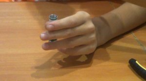 разбираю лазерную указку!!!