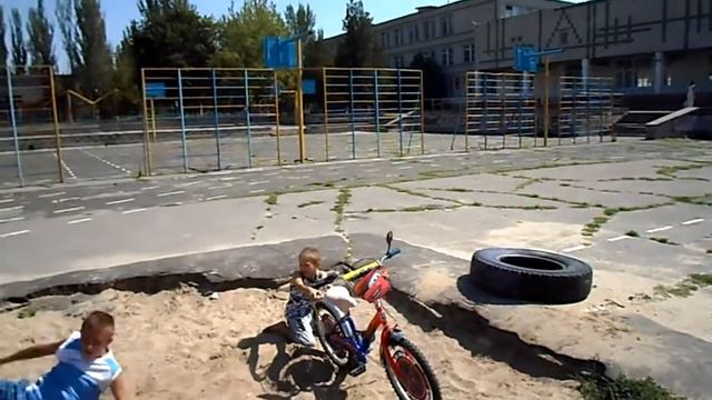 подскользнулся смотреть онлайн