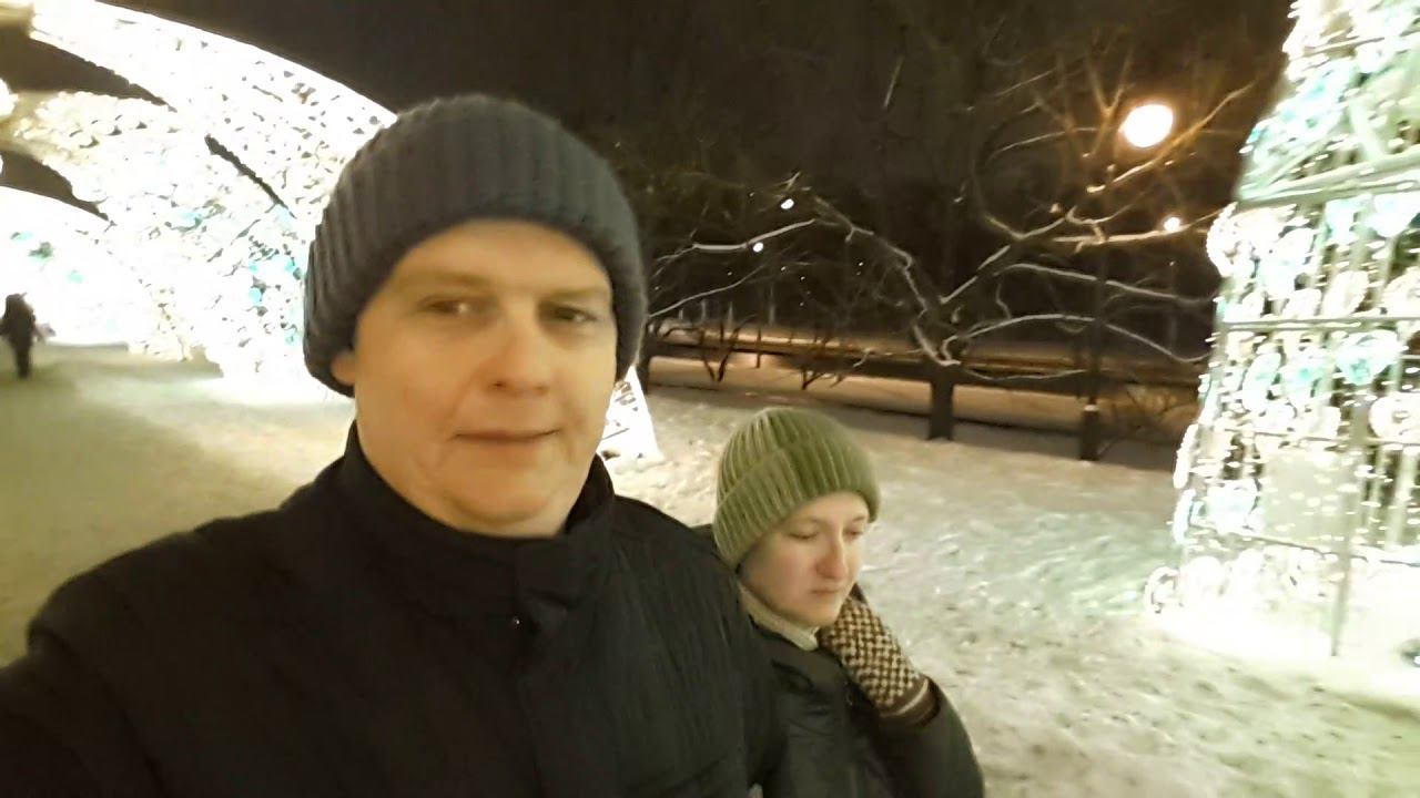 Очень много снега и красивые павлины смотреть онлайн