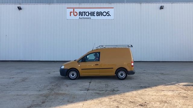 2010 Volkswagen Caddy Van I St Aubin, France Auction - 29 & 30 September смотреть онлайн