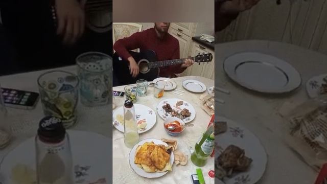 Вечерняя пацанская тусовка / Адильянгиюртовский тигр / свадьба #свадьба #армейскиепесни #подгитар смотреть онлайн