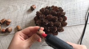 Поделки из Шишек Осенние Поделки Своими руками Поделки на Тему Осень Как сделать Ёжика из шишек