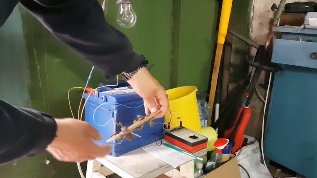 Как зарядить АКБ с помощью лампочки смотреть онлайн