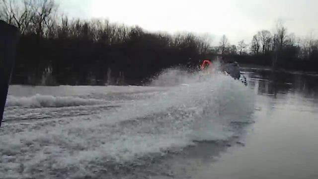 Рыбалка на Yamaran F390 c мотором Tohatsu 25 смотреть онлайн